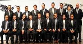 yonetim yine anlasamadi besiktas ta hoca yine belli olmadi futbolistan