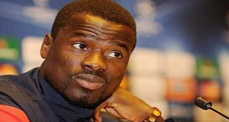Galatasaray'dan Emmanuel Eboue açıklaması!.. 1 galatasaray dan emanuel eboue aciklamasi futbolistan1