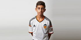 Photo of ManU, 14 yaşındaki Türk futbolcuyu istiyor!