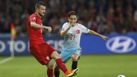Emre Mor en iyi 5 oyuncu arasında! 13 emore mor2 280x157 1