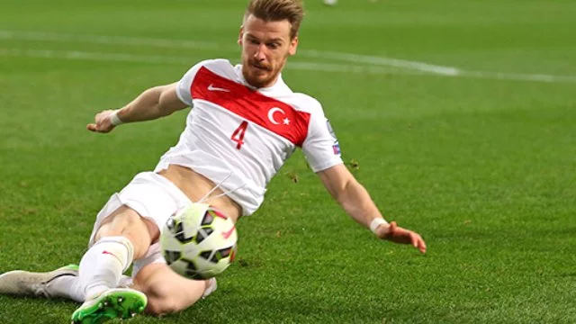 Serdar Aziz'e Ujfalusi gerek 7 serdar aziz