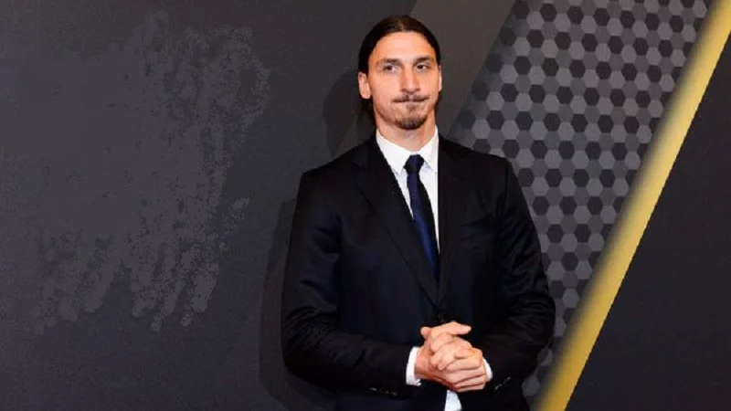 Beşiktaş başkan adayı Tekinoktay: “Zlatan'ı Beşiktaş'a takım elbiseli istiyoruz” 7 Beşiktaş Başkan adayı Hürser Tekinoktay: “Zlatan'ı takım elbiseli istiyoruz”