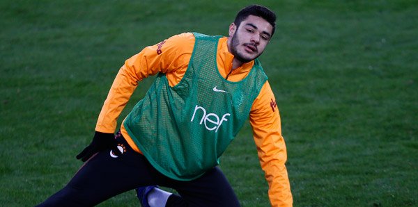 Galatasaray KAP'a bildirdi... Ozan Kabak Stuttgart'ta! 3 Galatasaray KAP'a bildirdi... Ozan Kabak Stuttgart'ta!