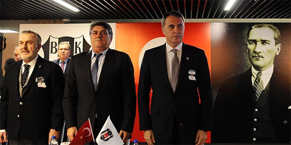 Fikret Orman Beşiktaş Divan Kurulu'nda sert çıktı: Biz dilenmedik! 7 Fikret Orman Beşiktaş Divan Kurulu'nda sert çıktı: Biz dilenmedik!