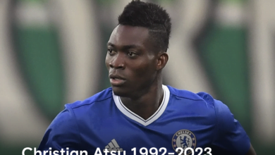 Christian Atsu hayatını kaybetti Kahramanmaraş merkezli yaşanan deprem felaketlerinin ardından Hatayspor Sportif Direktörü Taner Savut ve Hatayspor'un Ganalı futbolcusu Christian Atsu enkaz altında kalmıştı.