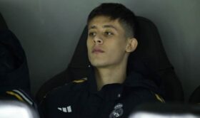 Arda Güler’in sakatlığının ardından Real Madrid kulüp doktarı Hırvat Niko Mihic'in işine son verdi.