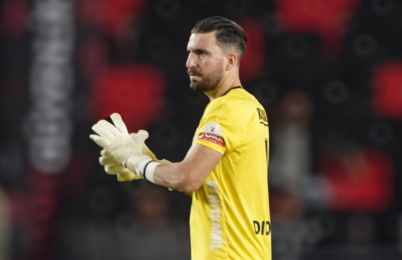 Trendyol Süper Lig'de Gaziantespor'un Alanyaspor'a 1-0 yenildiği karşılaşmada kaleci Sokratis Dioudis'in yediği gol düşme hattındaki Sivasspor camiasını harekete geçirdi