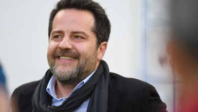 Eski Galatasaray Sportif AŞ Başkan Vekili Erden Timur, “suçtan kaynaklanan mal varlığı değerlerini aklama” suçlamasıyla tutuklandı.