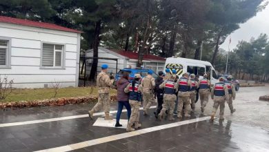 İstanbul Emniyeti’nin 5 ilde düzenlediği yasa dışı bahis operasyonunda 8 şüpheli gözaltına alındı.