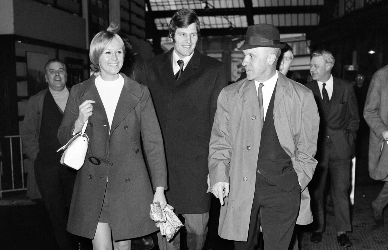 Liverpool ile ilgili tüm haberler Futbolistan'da Liverpool haberleri, gelişmeleri ve Liverpool fotoğrafları yer alıyor.