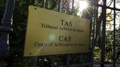 Beşiktaş'ın UEFA'dan men cezası aldığı karar metni 10 UEFA soruşturmasında adı geçen Serdal Adalı, Ahmet Ateş ve Tayfur Havutçu hakkında ki iddilar ile Beşiktaş'ın UEFA'dan men cezası alması hakkında ki UEFA karar metni