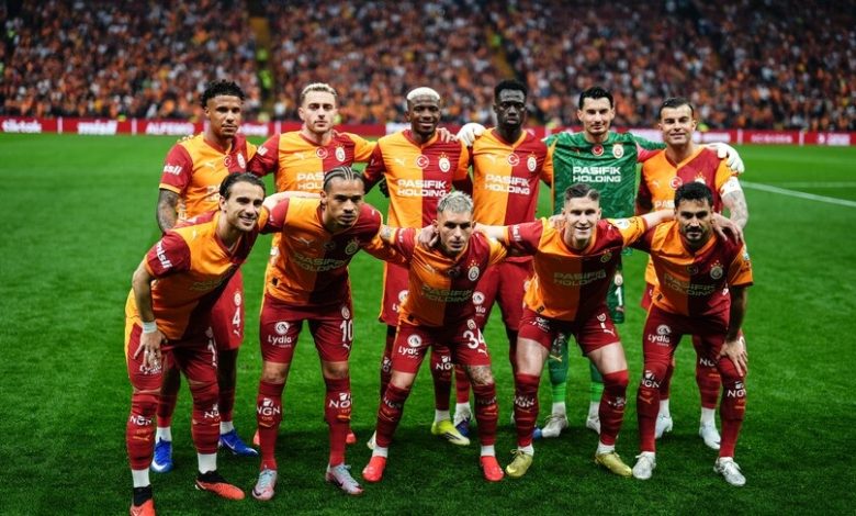 Galatasaray, Trendyol Süper Lig’in 33. haftasında Hesap.com Antalyaspor’u 4-2 mağlup ederek sezonun bitimine 1 hafta kala şampiyonluğunu garantiledi.