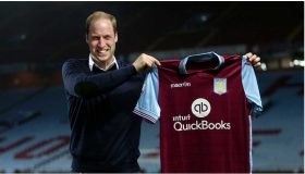 Prens William'ın çocukluğundan beri Aston Villa taraftarı olduğu biliniyor.
