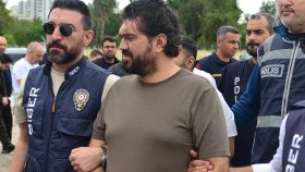 Rasim Ozan Kütahyalı ile suç örgütü elebaşısı olduğu öne sürülen Selahattin Akın Uzun hakkında tutuklama kararı verildi