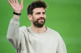 Gerard Pique ile ilgili tüm haberler Futbolistan'da Gerard Pique haberleri, gelişmeleri ve Gerard Pique fotoğrafları yer alıyor.
