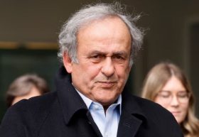 Platini FIFA başkanlığına adaylığının engellediği iddiasıyla Infantino'dan tazminat talep ediyor