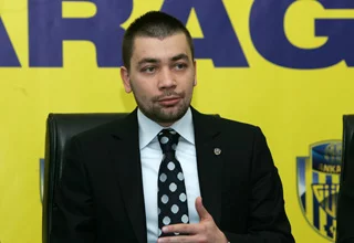 Ahmet Gökçek; Ankaragücü'nü kurtarmak için devam kararı aldık 1 ahmetgokcek devamkararialdi futbolistan 23 aralik 2010