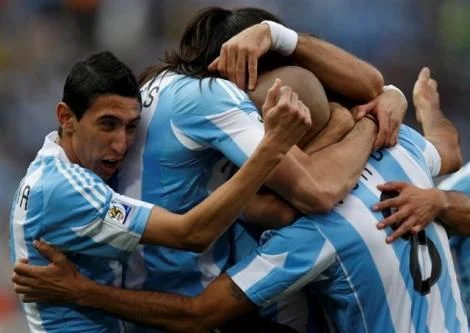 Arjantin Nijerya'yı Heinze'ın golüyle devirdi 1 arjantin nijerya.futbolistan