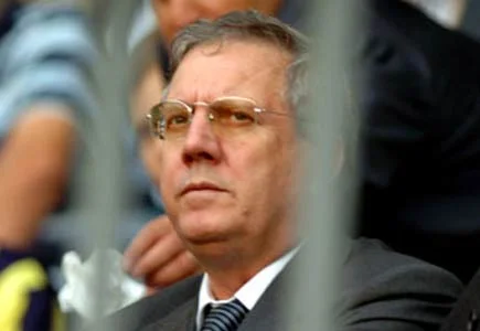 Fenerbahçe'den Beşiktaş'a "Destansı" destek! 1 aziz tribun