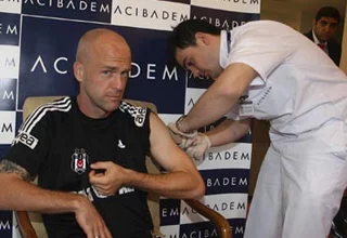 Beşiktaşlı futbolcular, grip aşısı oldu!.. 1 besiktasasi.futbolistan