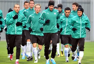 Bursaspor, Gençlerbirliği'ne bileniyor 1 bursasporantrenman