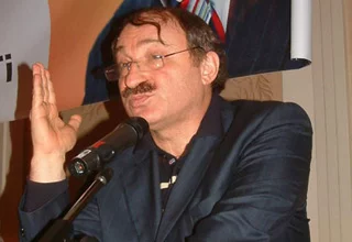 Devlet Bakanı Faruk Özak; Saha kapatılmasına karşıyım 1 faruk ozak sporda siddet