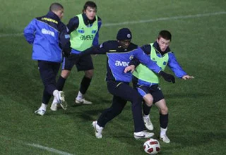 Fenerbahçe Yeni Malatyaspor maçının hazırlıklarını sürdürüyor 1 fenerbahcemalatyamacihazirliklari futbolistan 10 ocak 2011