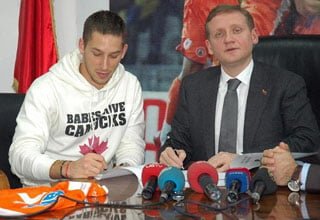 filipholosko istanbul bsb sozlesme imzaladi futbolistan 12 ocak 2011