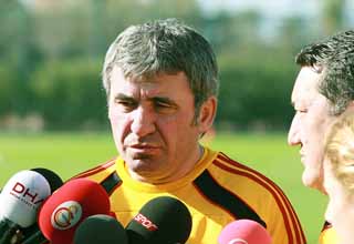 Hagi; Kazım’ı ben istedim, kalitesine güveniyorum 1 hagi galatasaray futbolistan 05 ocak 2011