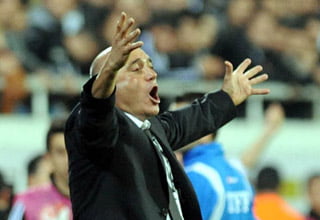 Hikmet Karaman; Hafta sonu bizim için zor geçecek / Spor Haberleri 1 hikmetkaraman manisaspor futbolistan 20 ocak 2011