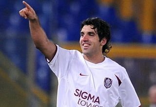 juanemmanuelculio galatasarayda futbolistan 06 ocak 2011