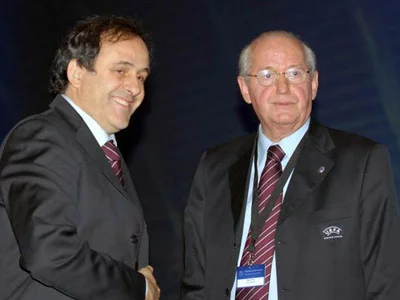 TFF Onursal Başkanı Şenes Erzik yeniden UEFA İcra Kurulu'na seçildi 1 senes erzik platini uefa