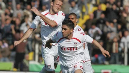 Sezer Öztürk aslan oluyor 1 sezer ozturk