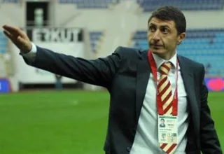 Kayserispor Teknik Direktörü Şota; Trabzonspor 'u yeneceğiz 1 sota trabzonsporu yeneceklerini soyledi
