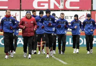 Trabzonspor'un neşesi yerine geldi 1 trabzonspor antrenman futbolistan